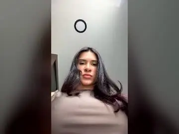 Chaturbate Live Sex Cam of sofia_rivers_