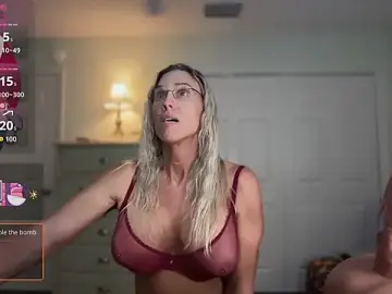 Stripchat Free Live Porn of ChrisTinaBruce