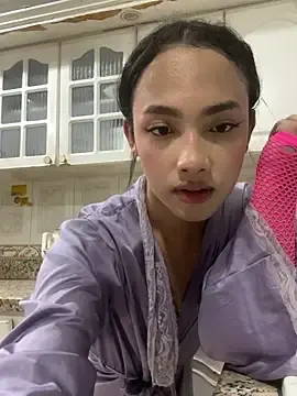 Stripchat Nude Webcam of AriBloom7