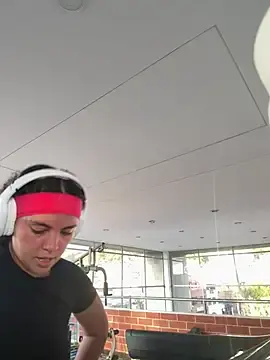 Stripchat Watch Live Sex Cams of Nathcurly_