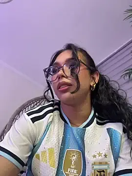 Stripchat Live Porn of Samantha_Bernardo