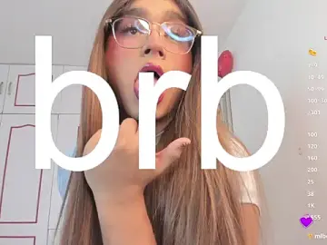 Stripchat Free Porn Cam of Karla_Dior7