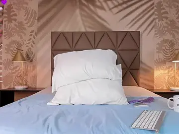 Stripchat Sex Cam of Scarleett_22