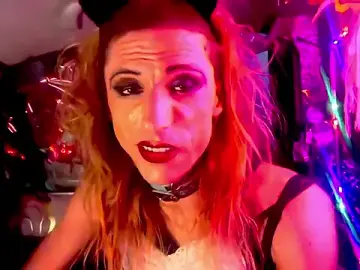 Stripchat Free Porn Cam of TgirlBrat
