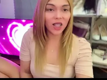 Stripchat Live Porn of hannaBaby_lisyos11