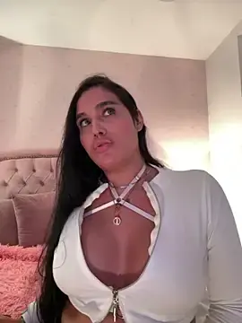Stripchat Nude Webcam of Bella__Wood
