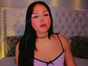Stripchat Free Live Porn of Maia_Hotts