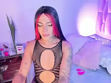 Stripchat Free Porn Cam of nicolebrunett