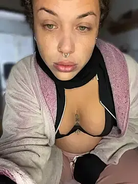 Stripchat Adult Video Chat of alicetgirlbr