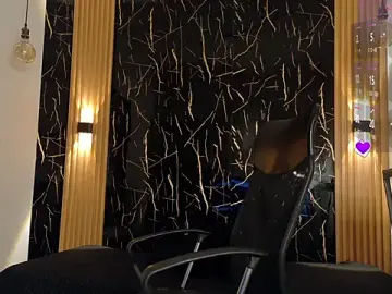 Stripchat Free Porn Cam of Bella_salvatore