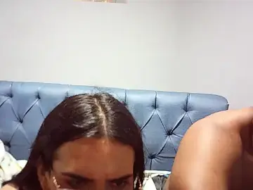 Stripchat Watch Live Sex Cams of shannel_ydo