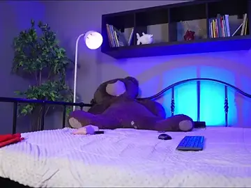 Stripchat Watch Live Sex Cams of Ivy_doll_