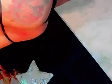 Stripchat Live Sex Cam of thehotdivas