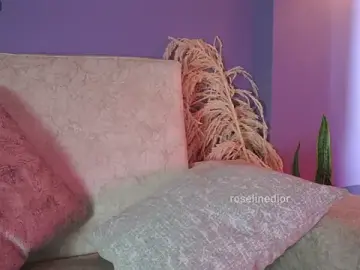 Stripchat Best Webcam of roselinedior