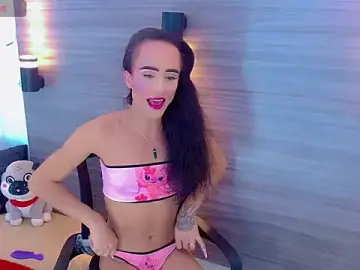 Stripchat Adult Webcam of princessrainbowx