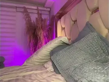 Stripchat Free Live Porn of HOT_LADY_777