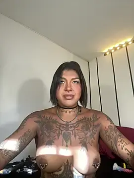 Stripchat Live Porn of IsabellBigtitsxx