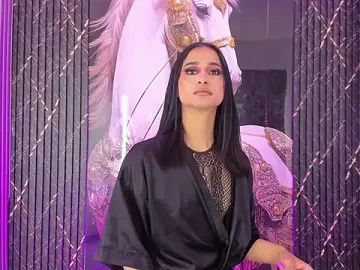 Stripchat Free Porn Cam of Miss_Isa_