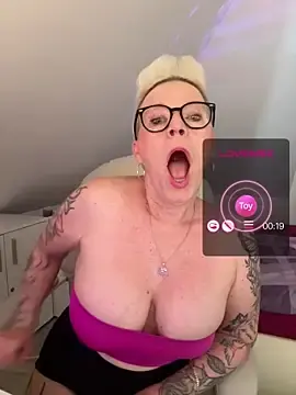 Stripchat Live Sex Cam of German_Milf