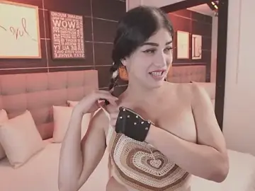 Stripchat Free Live Porn of BellaLatinaTS