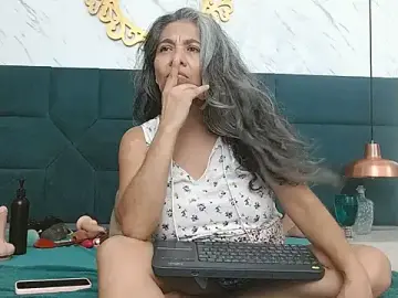 Stripchat Free Porn Cam of chanel_grant