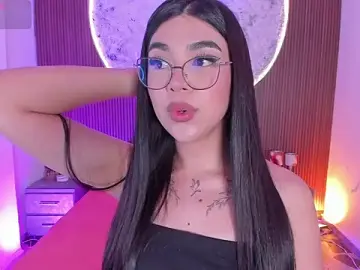 Stripchat Free Porn Cam of RoseCassie