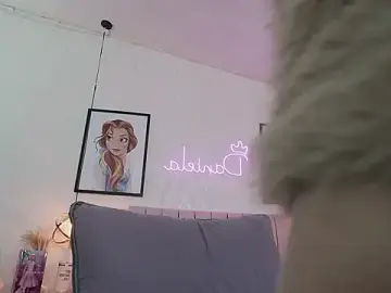 Stripchat Free Porn Cam of dani_parker_