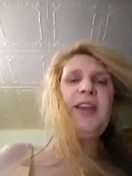 Stripchat Sex Cam of TsPostophere