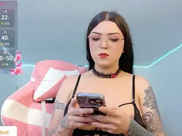 Stripchat Free Porn Cam of Karol_Goddess_ofhe_love