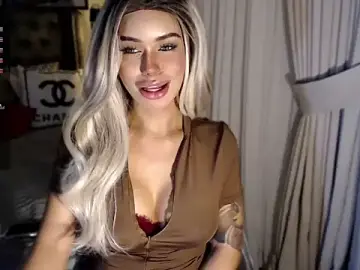 Stripchat Best Webcam of ParisianDoll
