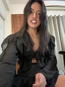 Stripchat Free Live Porn of DarlingJenny22