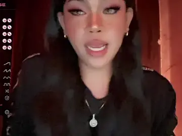 Stripchat Free Live Porn of madam_agnes1