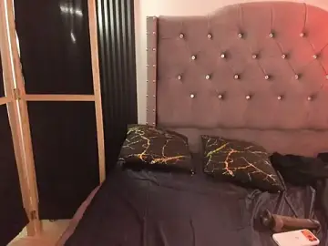 Stripchat Live Porn of Scarbadgirl_