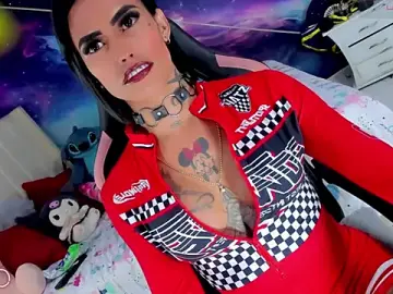 Stripchat Adult Webcams of Nella_Dolls