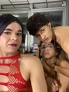 Stripchat Watch Live Sex Cams of treeyoungunilited