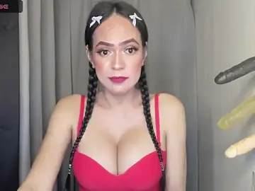 Stripchat Free Live Porn of DominantRuby