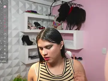 Stripchat Free Porn Cam of Mara-Bella