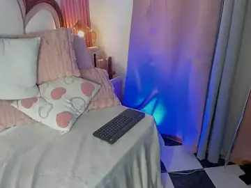 Stripchat Live Sex Cam of Mia_Jansen