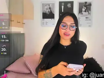 Stripchat Private Sex Chat of hollyprincess_2