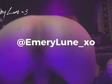 Stripchat Adult Webcams of EmeryLune_xo