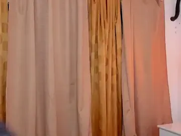 Stripchat Best live sex cam show of _ISALITTLESTAR_