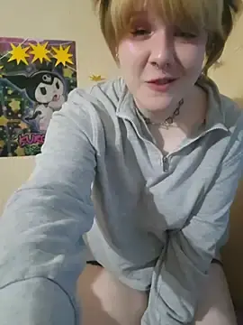 Stripchat Adult Webcams of wehavepussies_xoxo