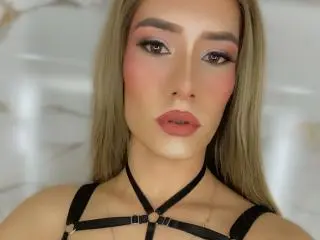 Xlovecam Live Sex of CamiiNiieves