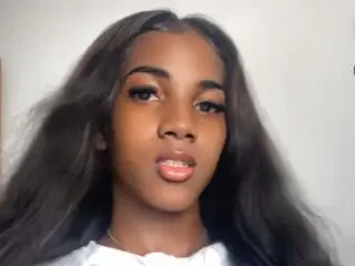 Xlovecam Best Webcam of MiaDeseo